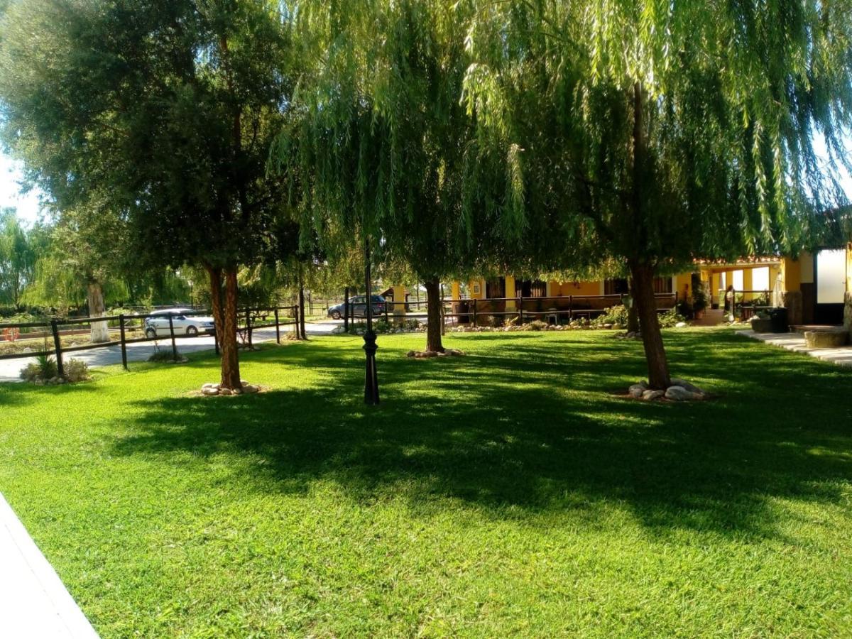 La Posada Hipica 로살레호 외부 사진