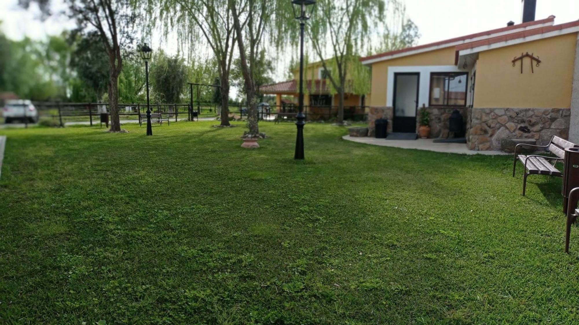 La Posada Hipica 로살레호 외부 사진