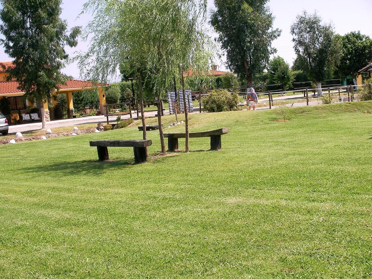 La Posada Hipica 로살레호 외부 사진