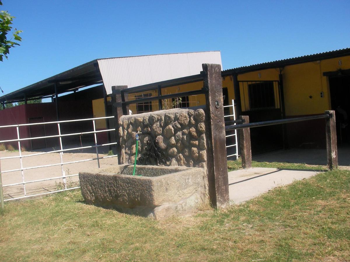 La Posada Hipica 로살레호 외부 사진