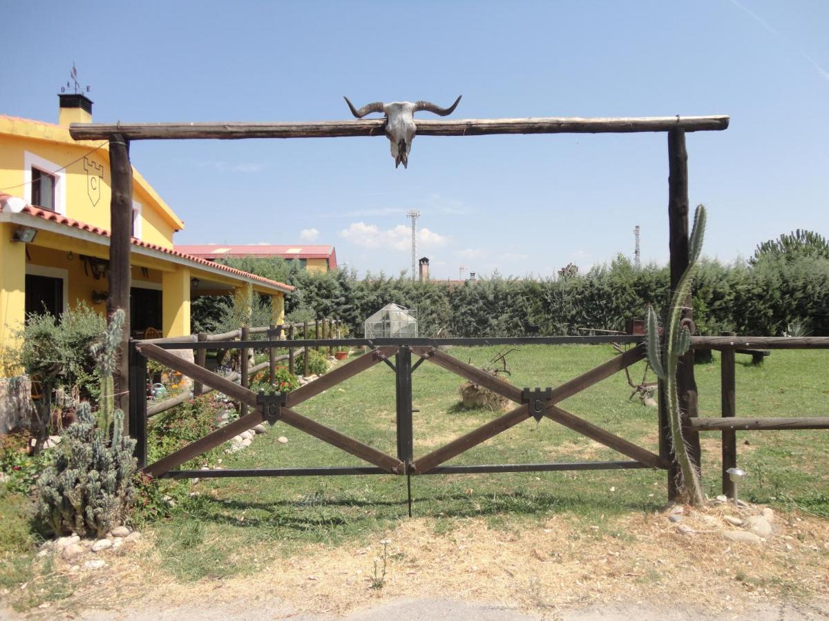 La Posada Hipica 로살레호 외부 사진
